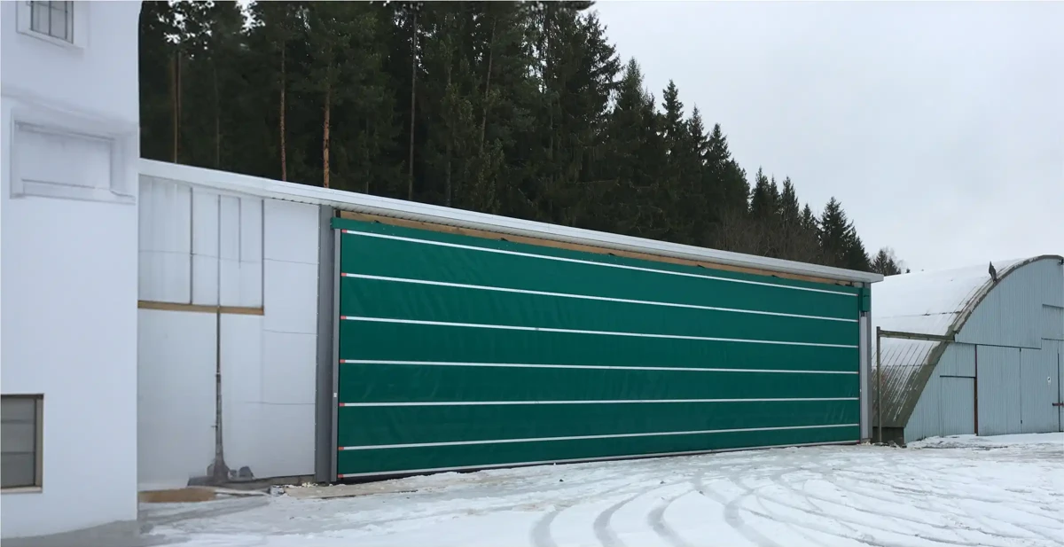 PAW POWER XL hangar door for personal aircraft hangar in Sweden