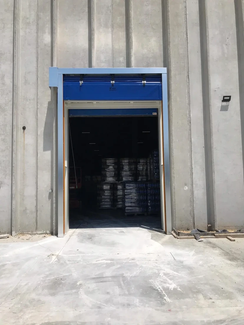 Fold up high speed pvc door