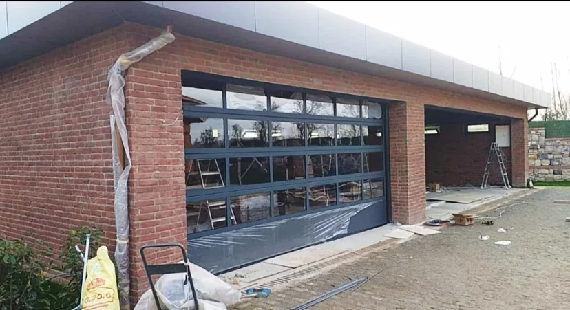 Full vision garage sectional door
