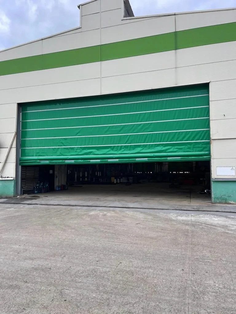 Power XL Hangar Door Model 04 Power XL hangar door 04
