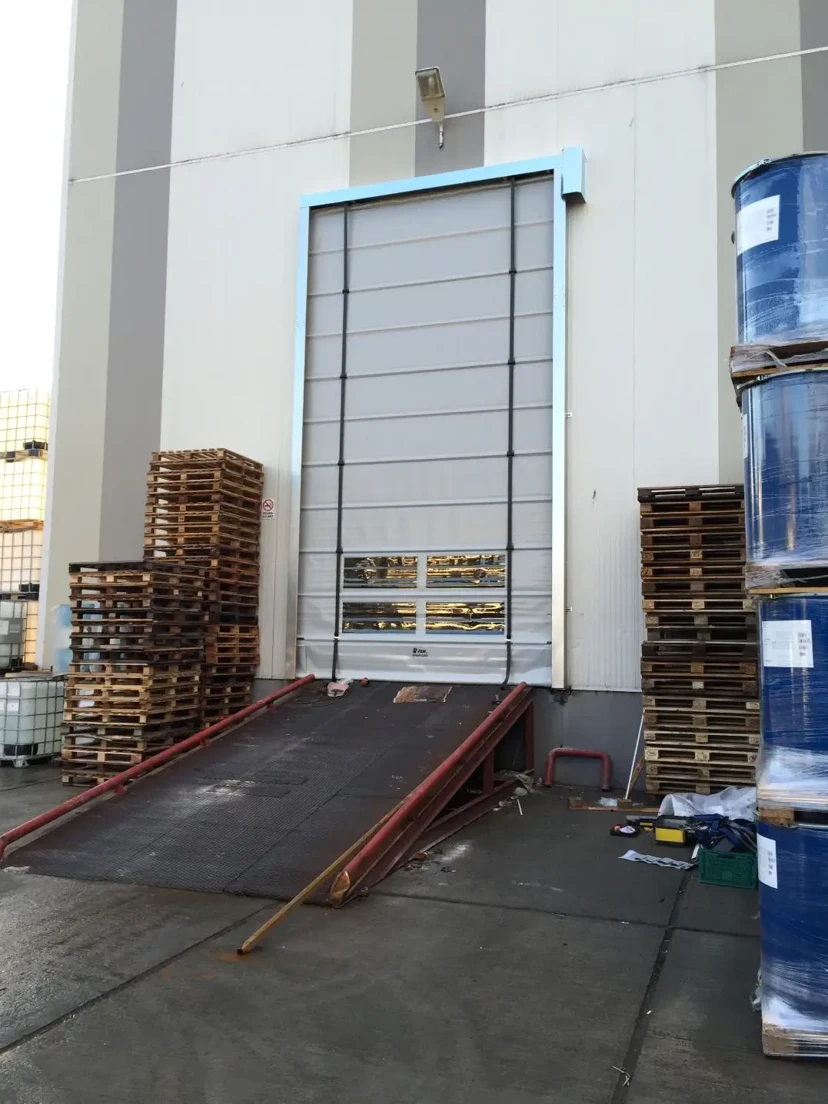 Logistic Area Fold Up PVC Door Logistic area fold up pvc door