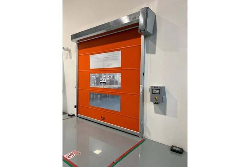 Windowed High-Speed Industrial PVC Roll-Up Door Windowed high-speed PVC industrial roll-up door