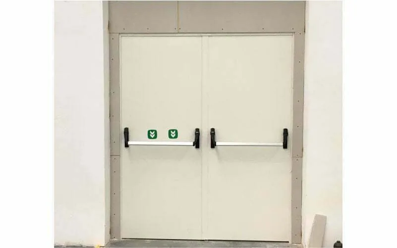 Emergency exit door