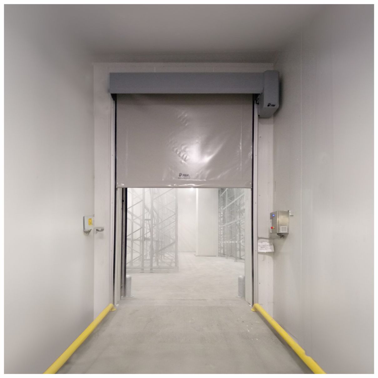 Insulated High-Speed PVC Door – Warehouse Passage undefined